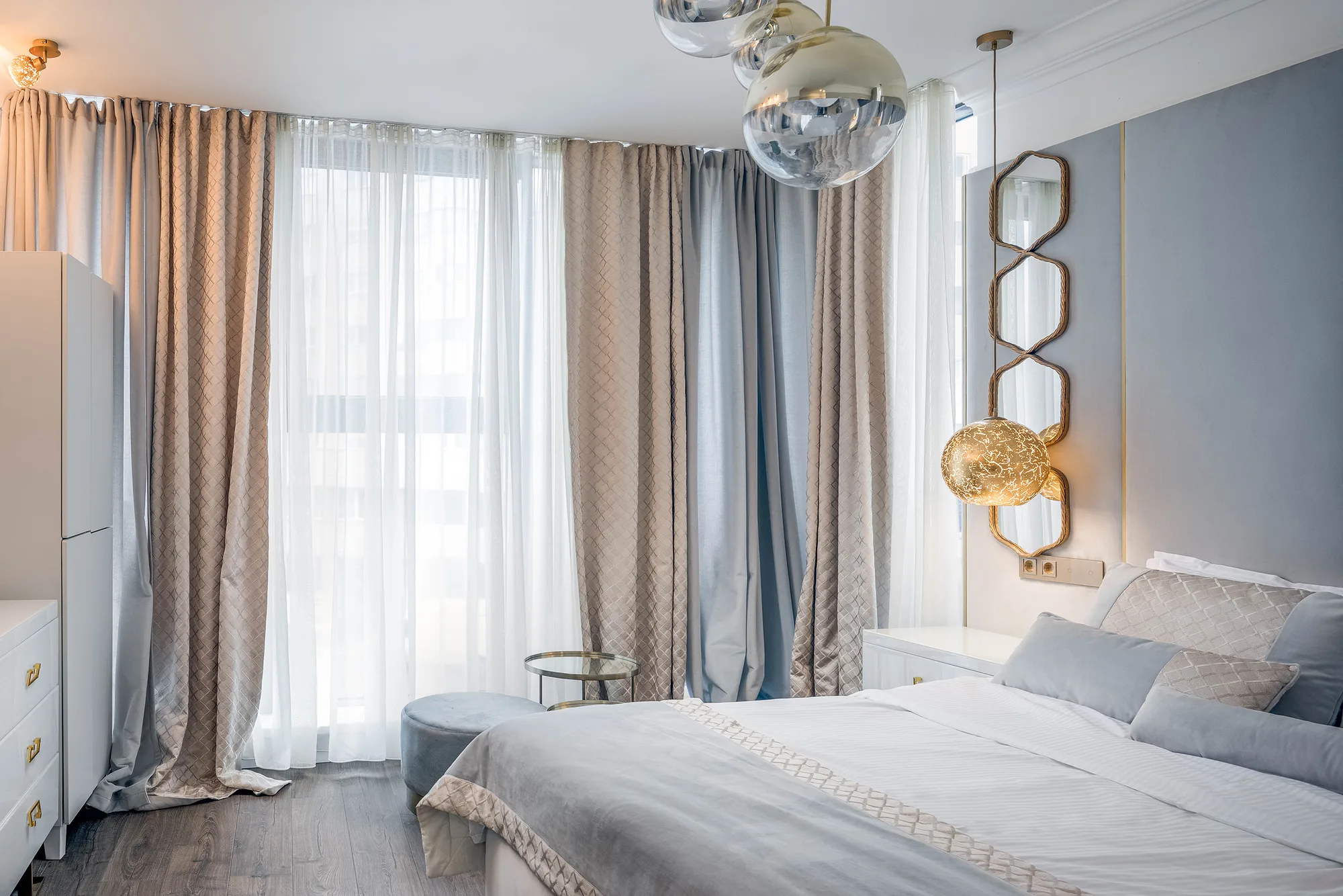 Amenajare interioara rezidentiala — APARTAMENT GLAM CONTEMPORAN, stil glam contemporan, Resita. Imagine 5 din 8