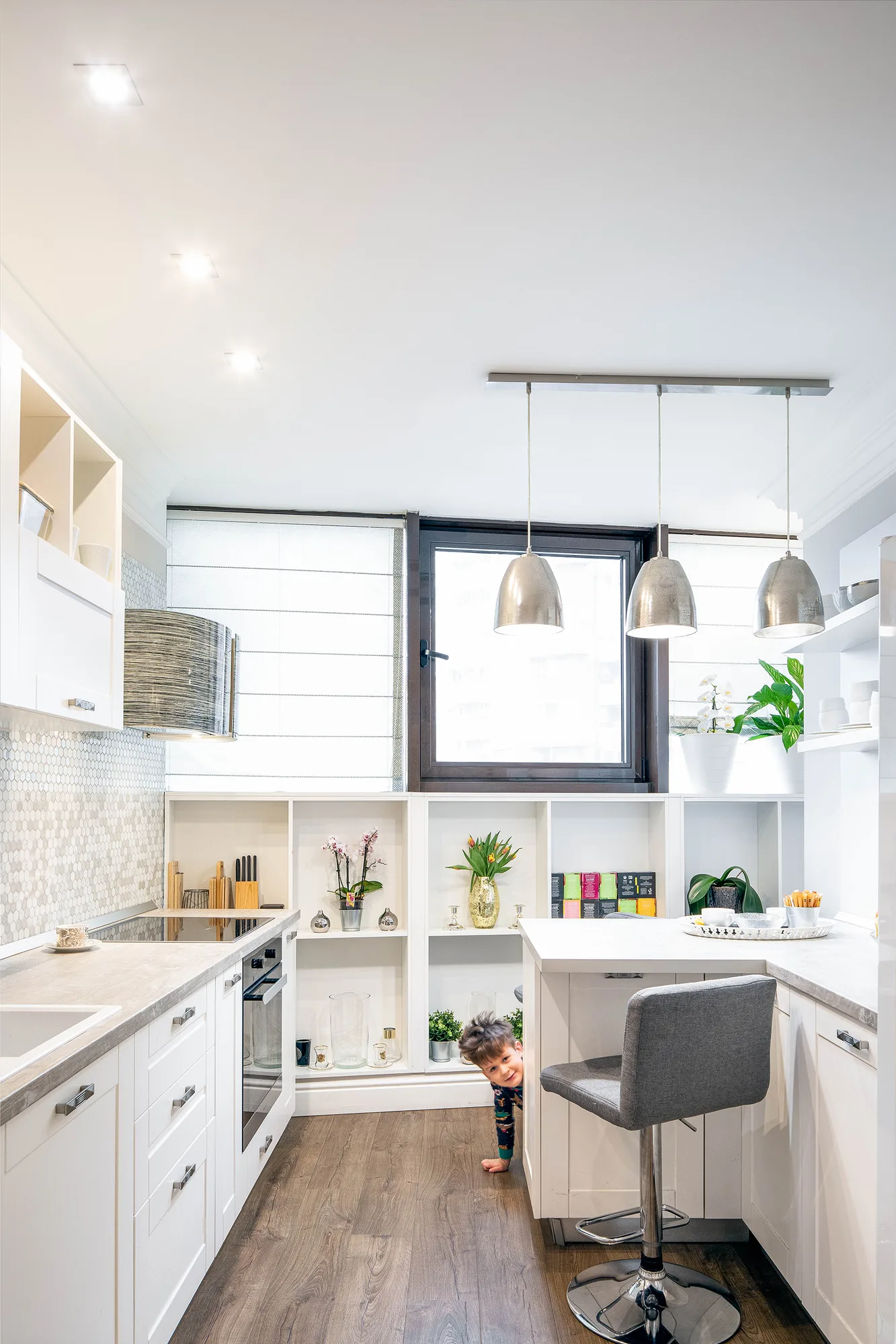 Amenajare interioara rezidentiala — APARTAMENT GLAM CONTEMPORAN, stil glam contemporan, Resita. Imagine 6 din 8