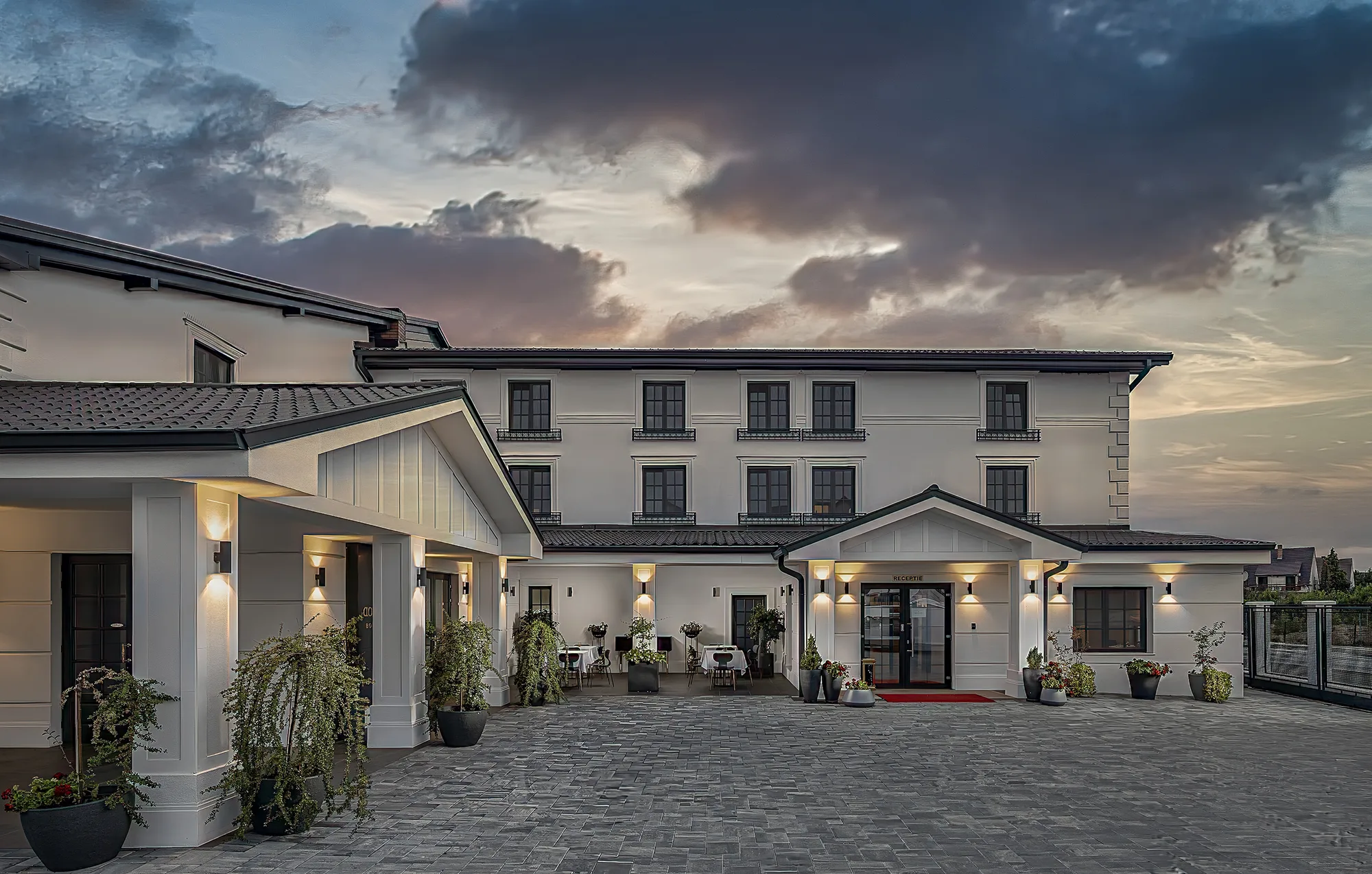 Amenajare interioara comerciala — DONNA ANA BOUTIQUE HOTEL, stil contemporan cu accente glam, Timisoara. Imagine 18 din 20