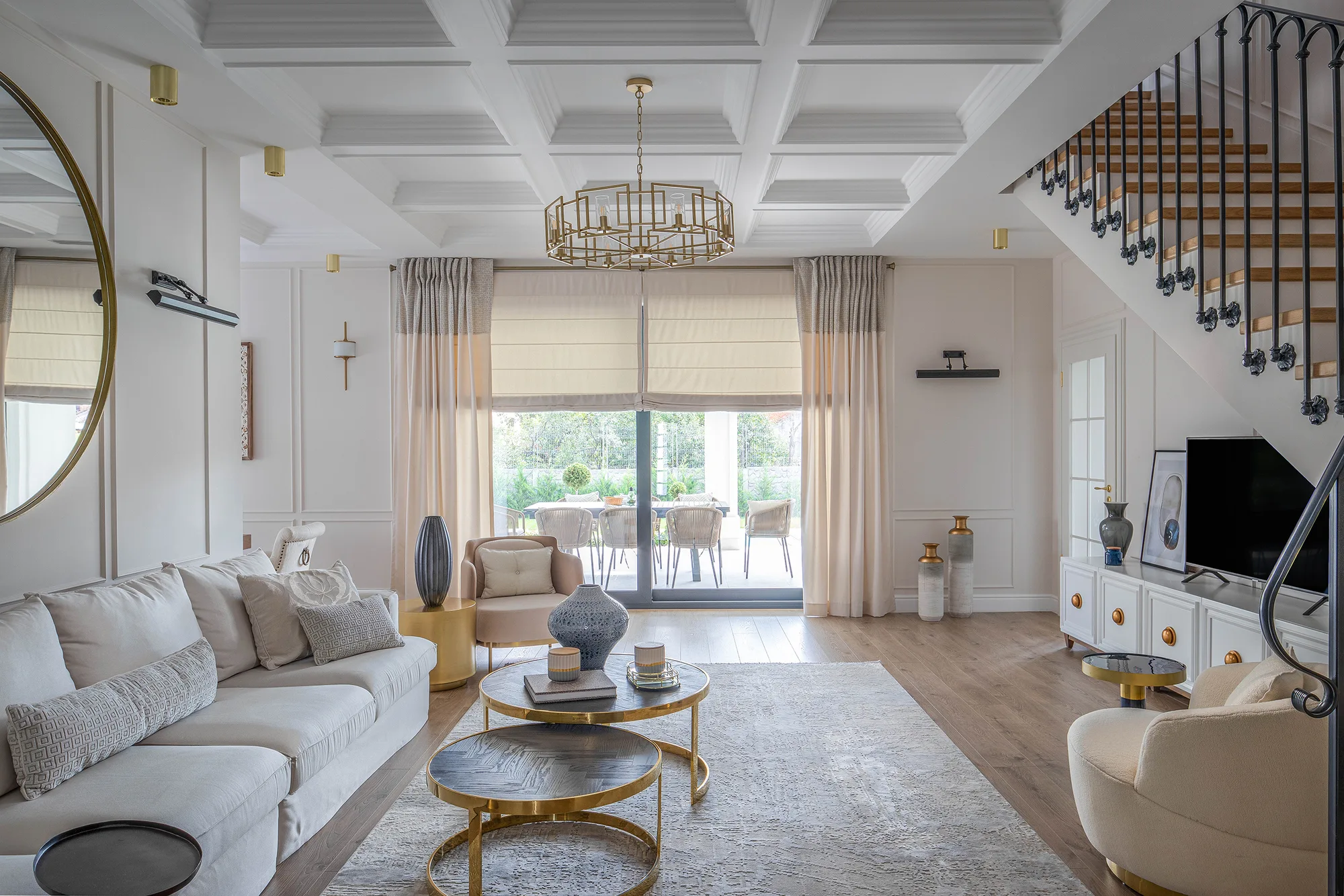 Amenajare interioara rezidentiala — Vila contemporana cozy, stil tranzitional, Timisoara. Imagine 1 din 11