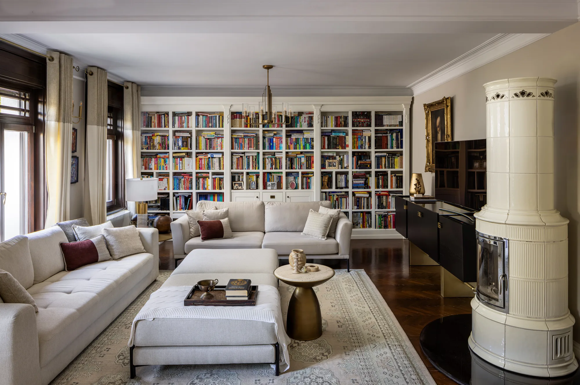 Amenajare interioara rezidentiala — PENTHOUSE ECLECTIC, stil tranzitional, Timisoara. Imagine 1 din 9
