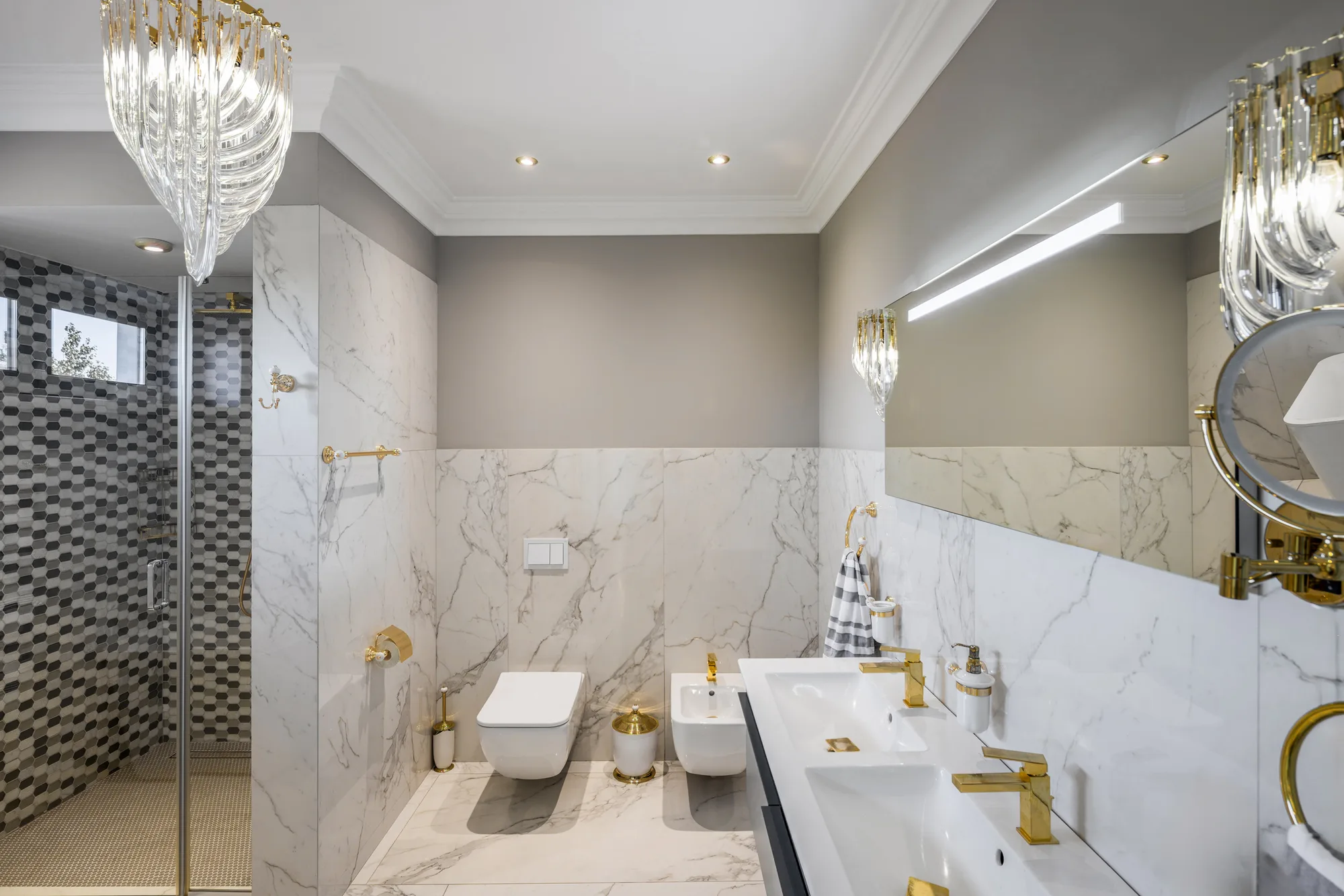 Amenajare interioara rezidentiala — VILA GLAM CONTEMPORAN, stil glam contemporan, Timisoara. Imagine 5 din 6