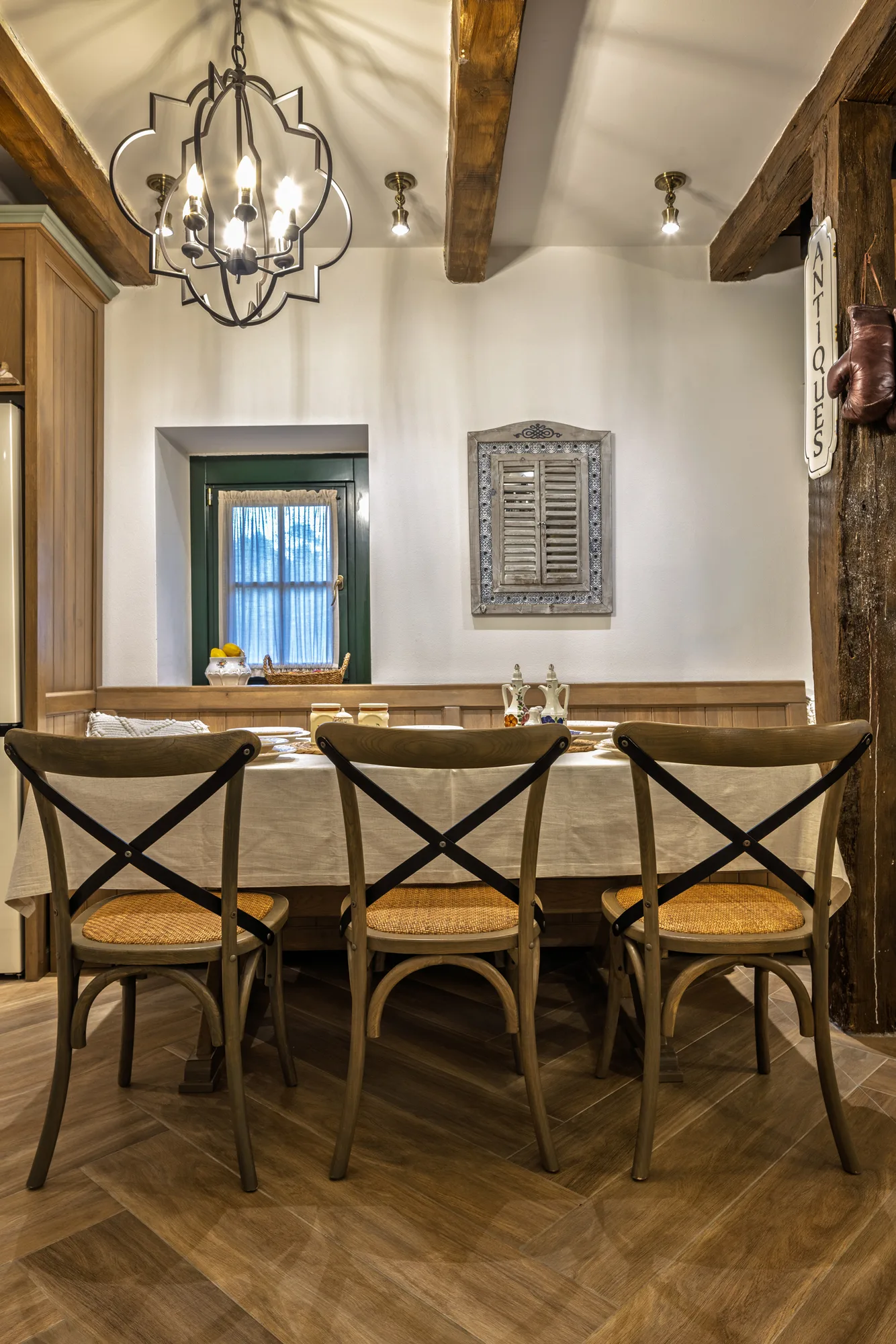 Amenajare interioara rezidentiala — Restructurare casa de piatra de 200 de ani, stil farmhouse si rustic, Banatul Montan. Imagine 6 din 20