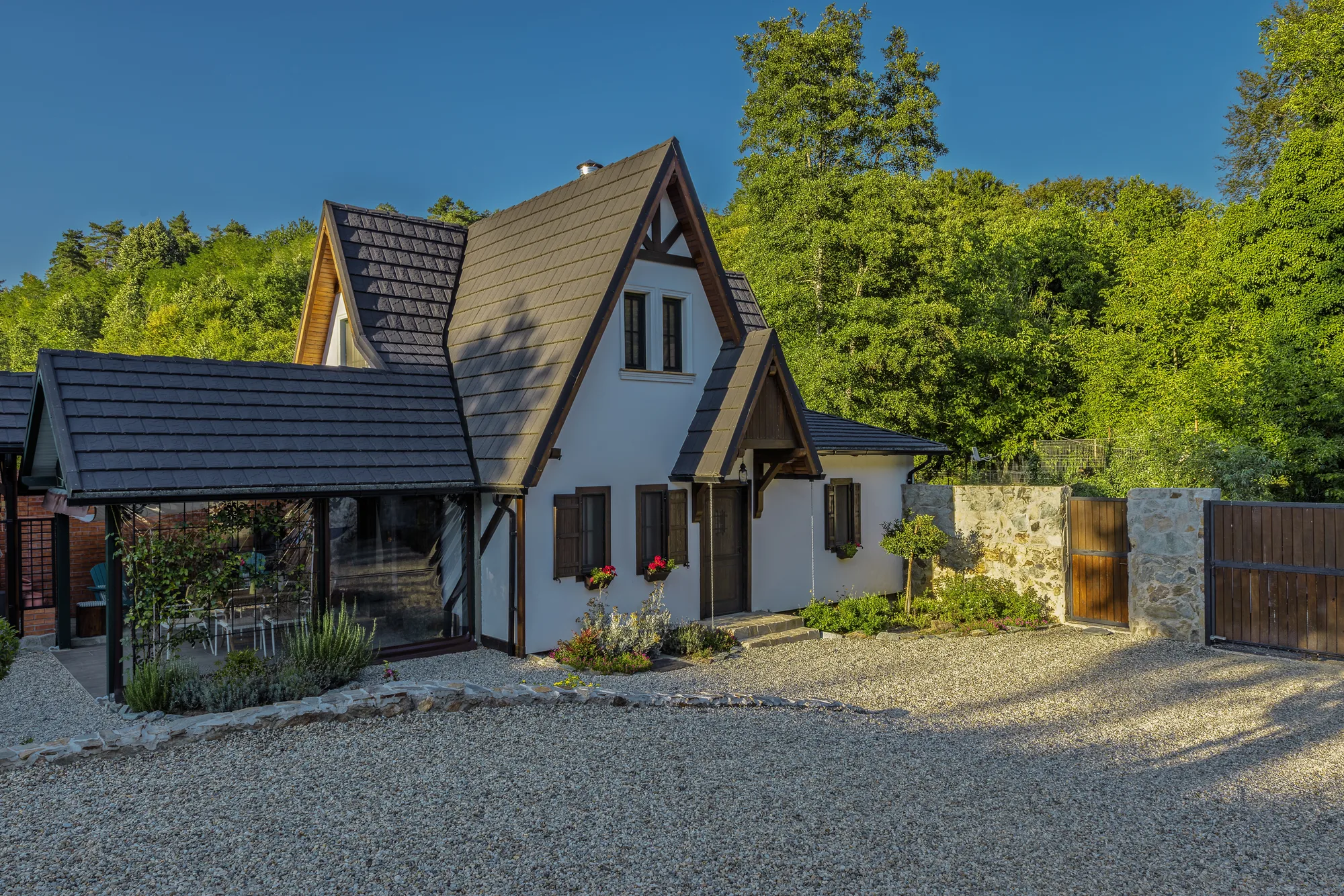 Amenajare interioara rezidentiala — Restructurare casa de piatra de 200 de ani, stil farmhouse si rustic, Banatul Montan. Imagine 18 din 20