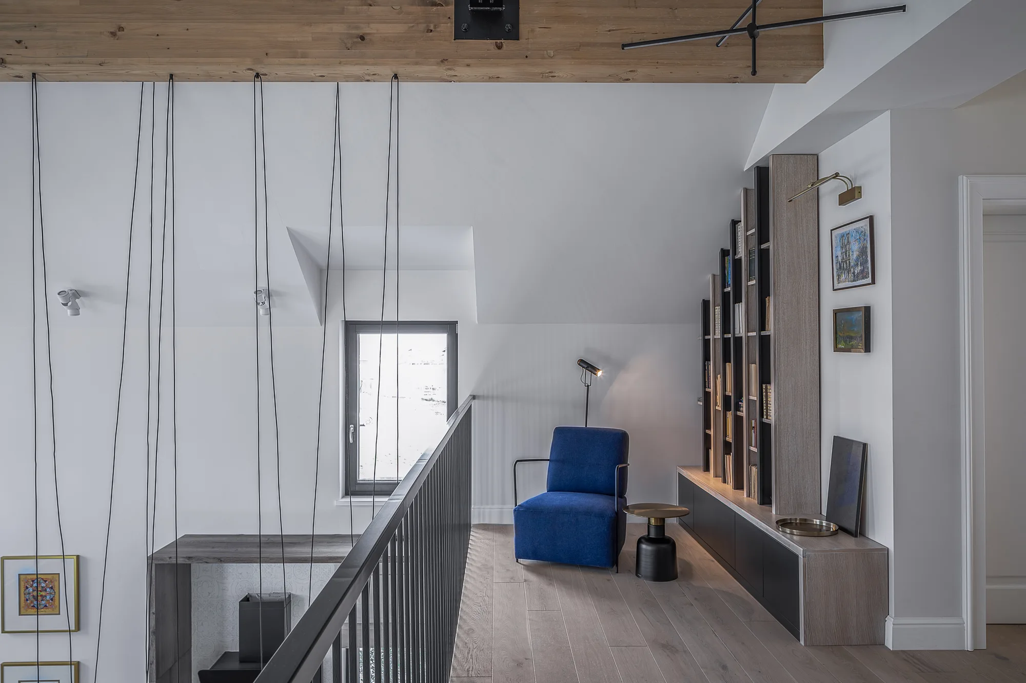 Amenajare interioara rezidentiala — VILA MODERNA CU INFLUENTE SCANDINAVE, stil contemporan, Timisoara. Imagine 7 din 15
