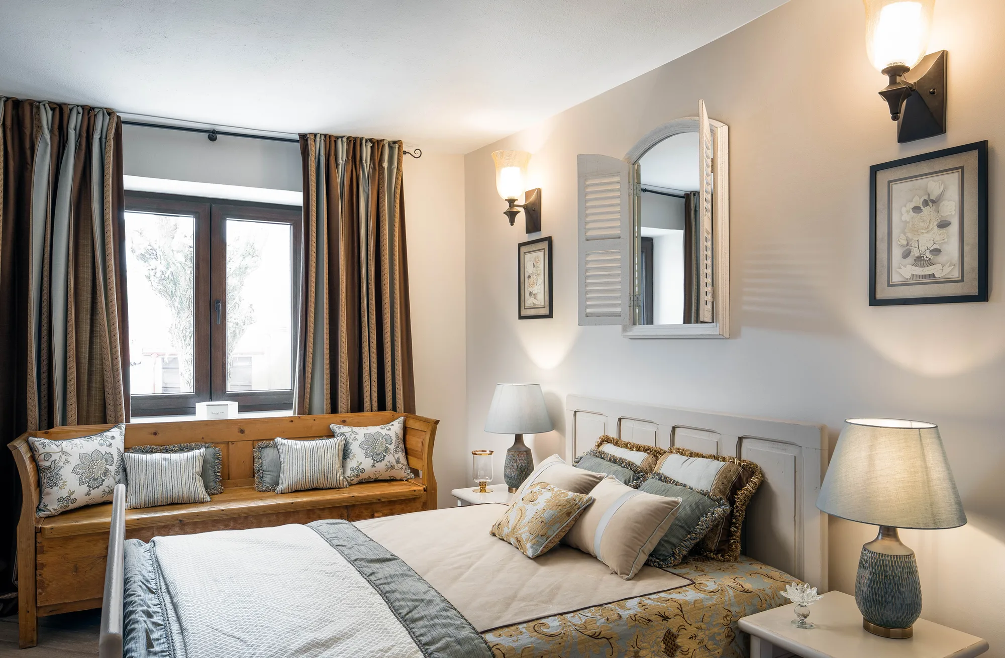 Amenajare interioara rezidentiala — Casa de familie – rafinament rustic cu influente clasice, stil farmhouse si rustic, Garana, jud Caras. Imagine 8 din 14