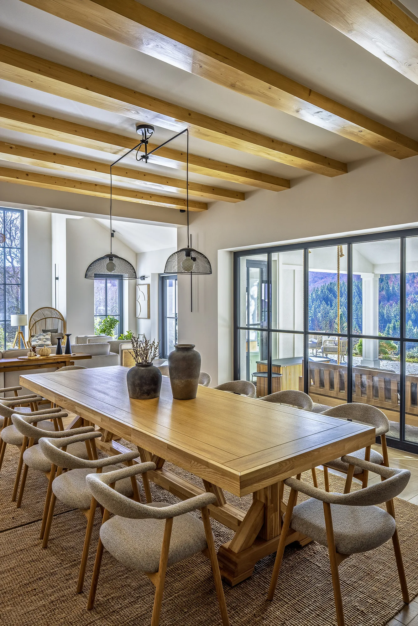 Amenajare interioara rezidentiala — Refugiu Montan Contemporan, stil farmhouse si rustic, Banatul Montan. Imagine 3 din 17