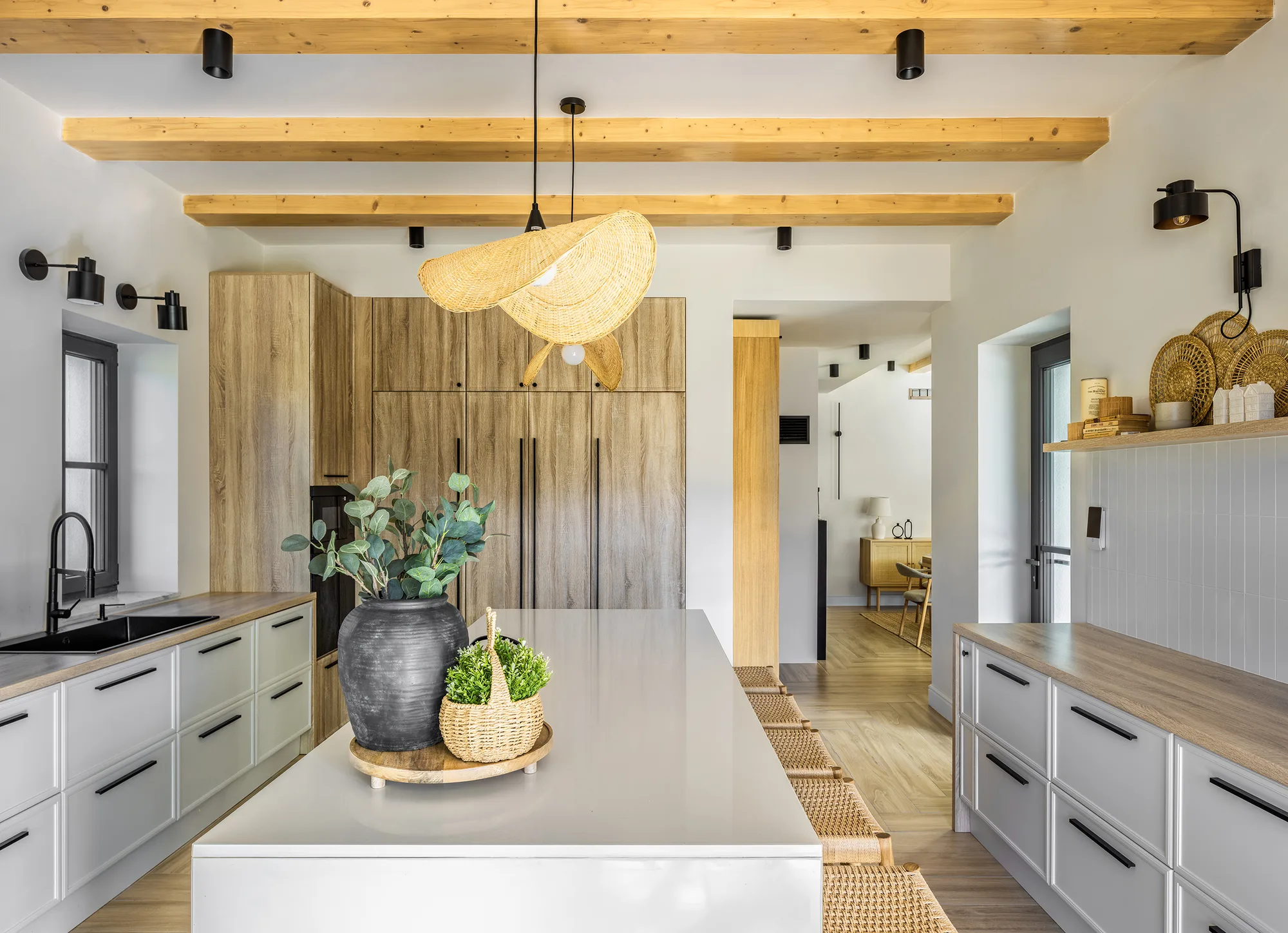 Amenajare interioara rezidentiala — Refugiu Montan Contemporan, stil farmhouse si rustic, Banatul Montan. Imagine 15 din 17